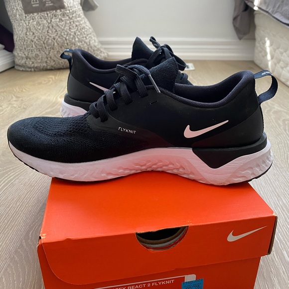 Nike Odyssey React Running Shoes - Picture 3 of 7